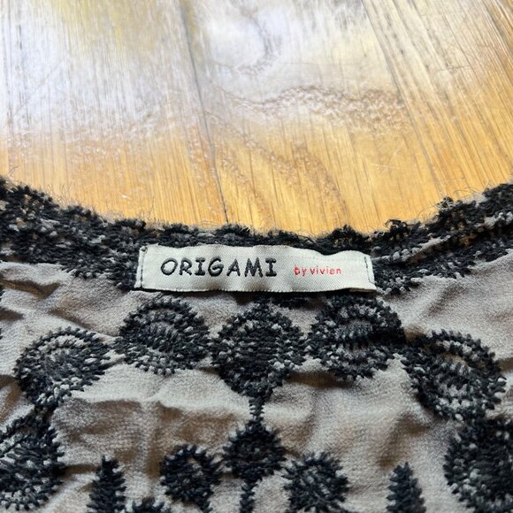 Origami by Viven Gray Black Lace Sleeveless Open Front Duster Cardigan Vest - Picture 2 of 11